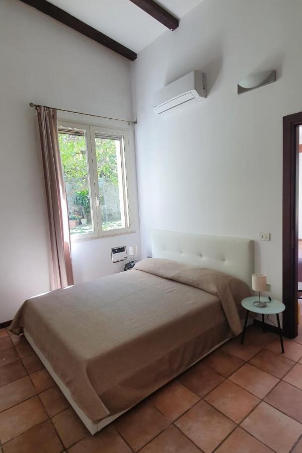 Casa Castagna Bed & Breakfast Caserta Exterior photo