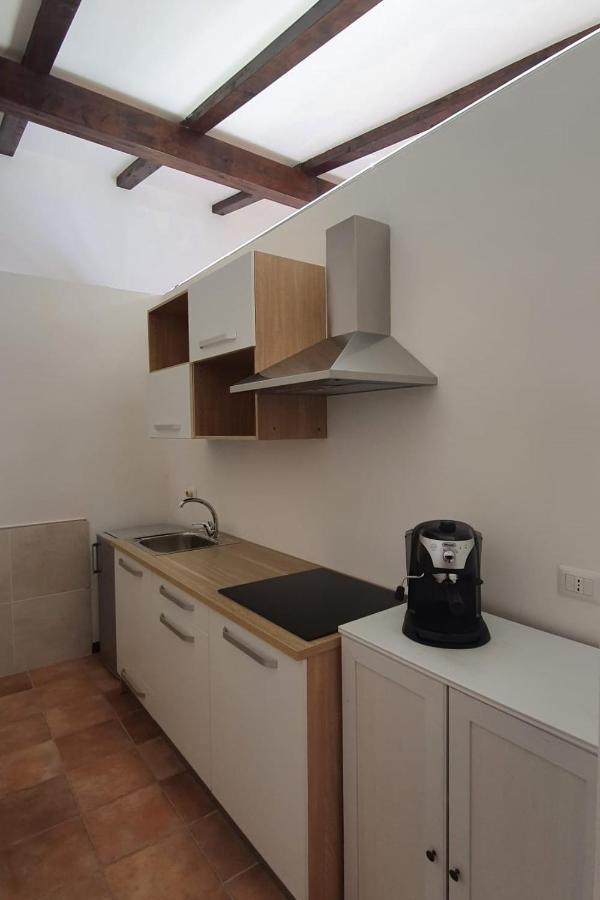 Casa Castagna Bed & Breakfast Caserta Exterior photo